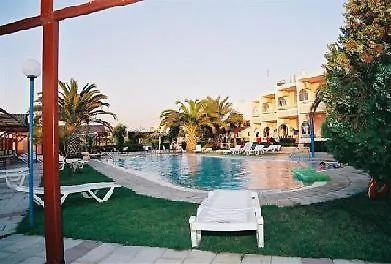 Hotel & Sea View 2*
