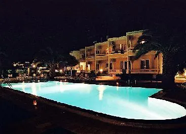 & Sea View 2*